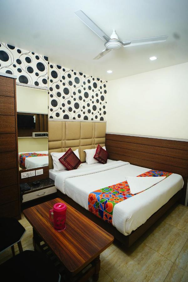 Hotel Delhi Darshan Deluxe-By Rsl Hospitality New Delhi Eksteriør billede